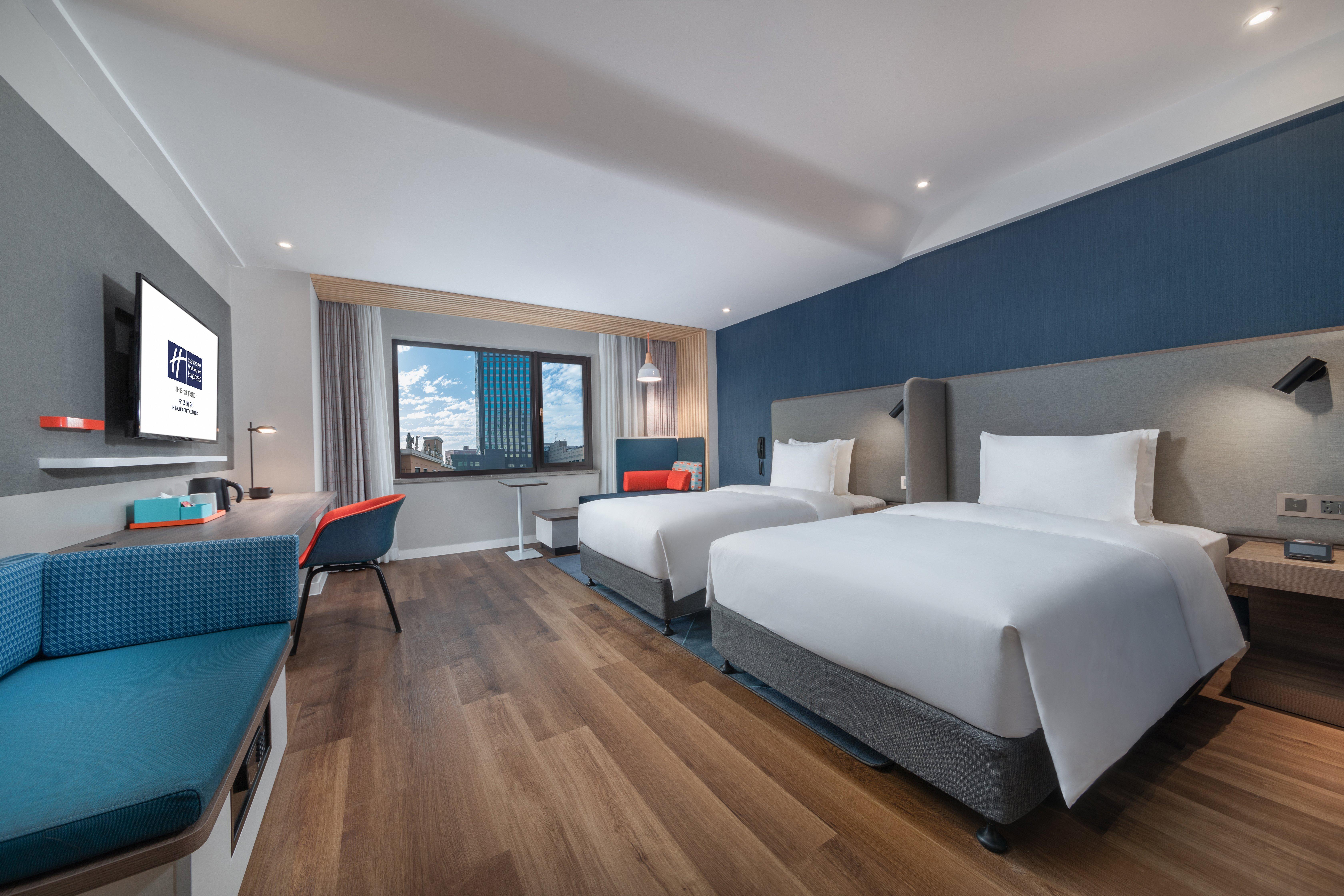 Holiday Inn Express Ningbo City Center By Ihg Exterior photo