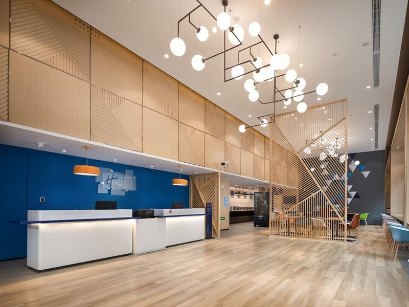 Holiday Inn Express Ningbo City Center By Ihg Exterior photo