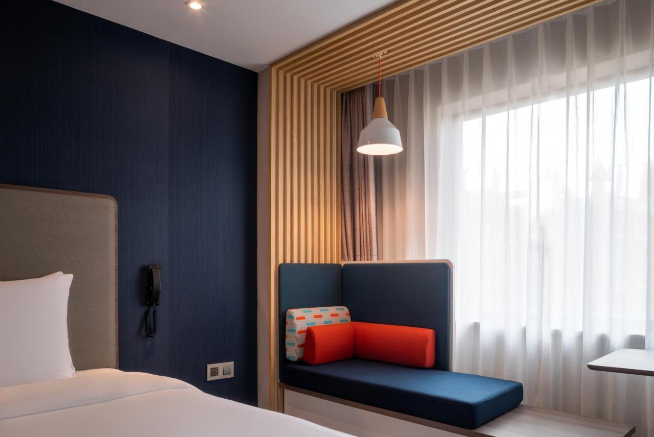Holiday Inn Express Ningbo City Center By Ihg Exterior photo